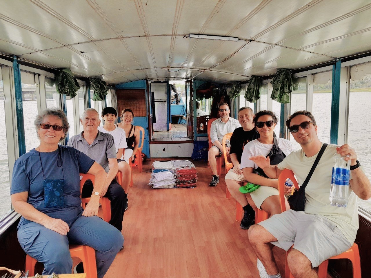 hue-dragon-boat tour