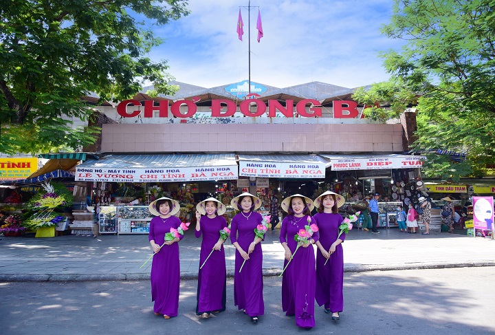 Dong Ba Market-Best place to visit in Vietnam