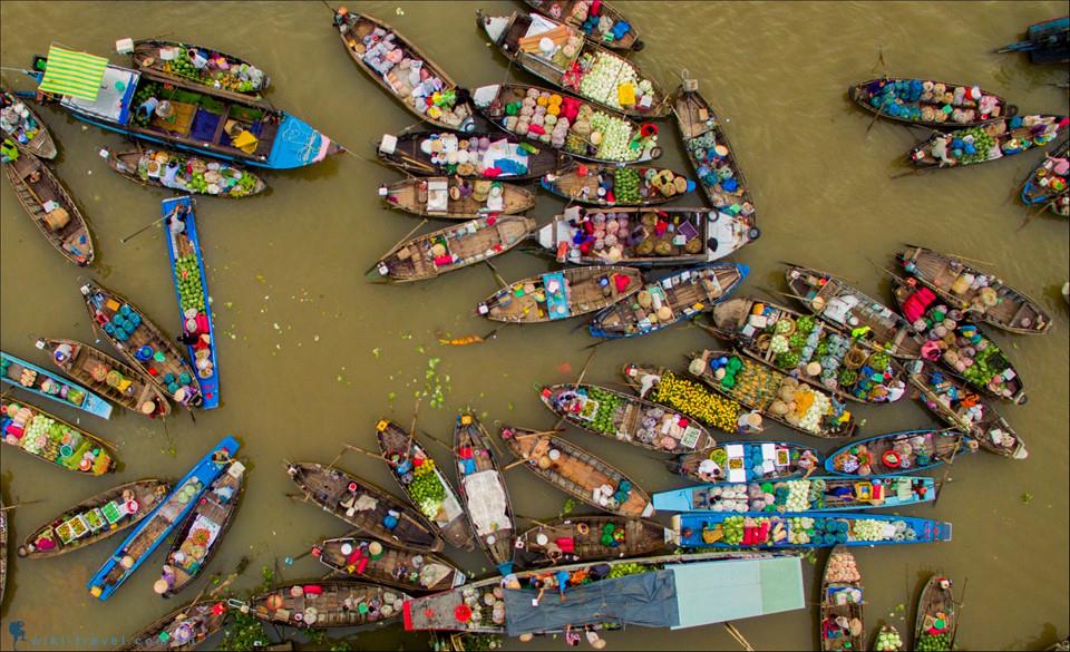 Cai Rang Floating Market - Deluxe Group Tours