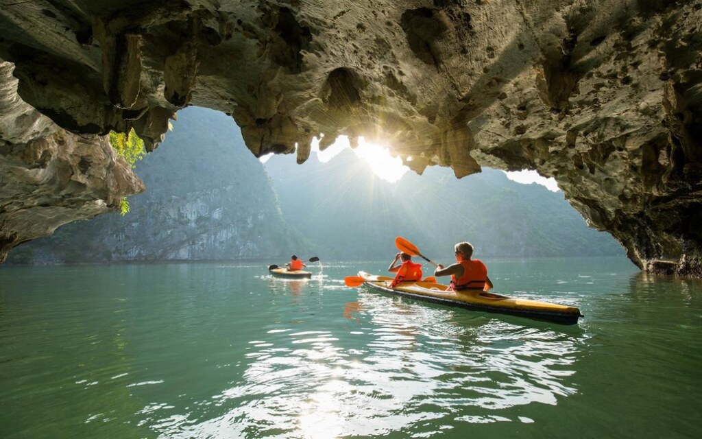 Halong Bay Kayaking