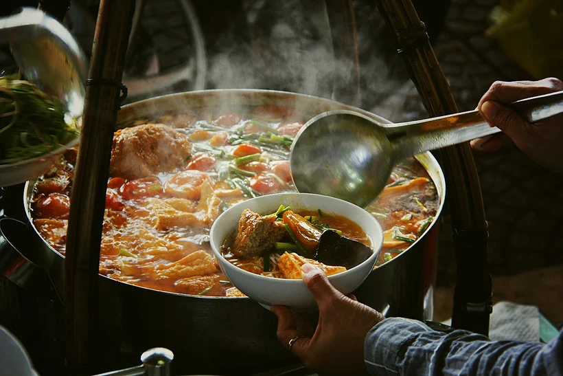 Saigon Market Cuisine-Deluxe Group Tours