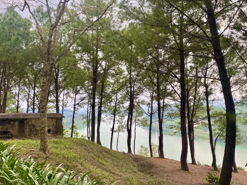 Vong Canh Hill-Deluxe Group Tours