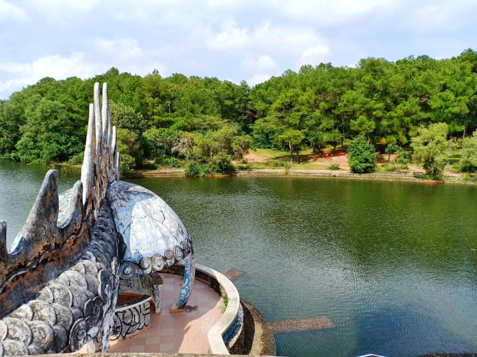 Thuy Tien Lake-Deluxe Group Tours