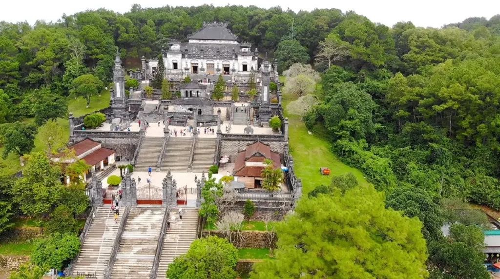 Khai Dinh Tomb-Deluxe Group Tours